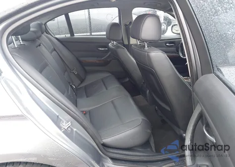 2010 BMW 328I xDrive z USA, uszkodzony, nr VIN WBAPK5C59AA650872